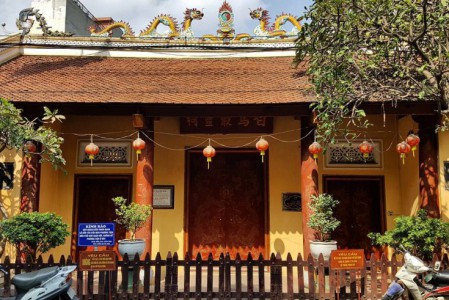 Le temple de Bach Ma - Rue Hang Buom