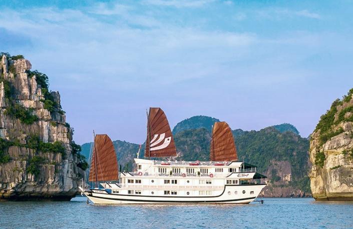 Crucero en la bahia de Halong con Bhaya Cruise 5*