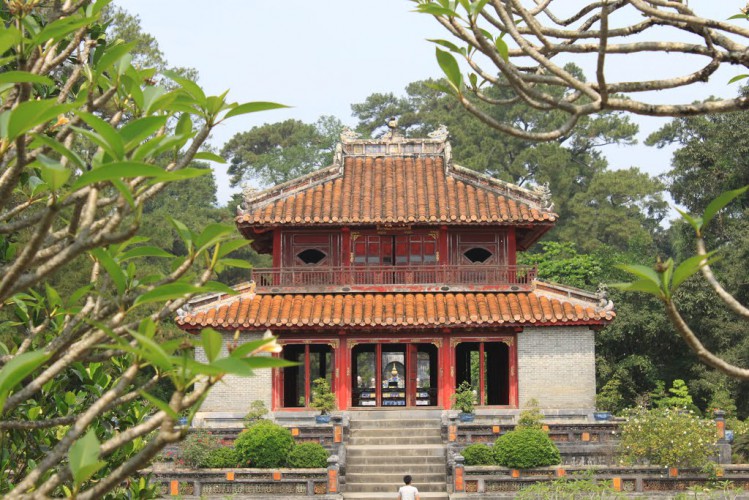 Mausoleo de Ming Mang Hue