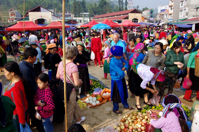 Voyage au Vietnam, marché Dong Van 2