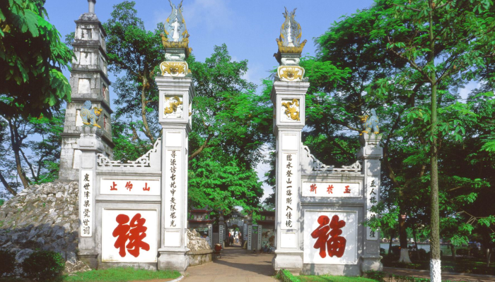 Ngoc Son temple