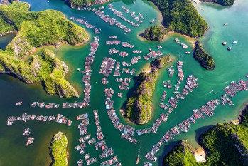 Village de peche dans la baie Lan Ha
