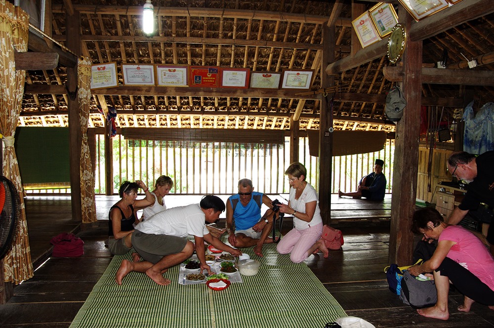 Voyage au Vietnam, village Tha