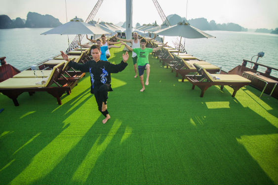 Dragon Legend cruise Halong bay 16