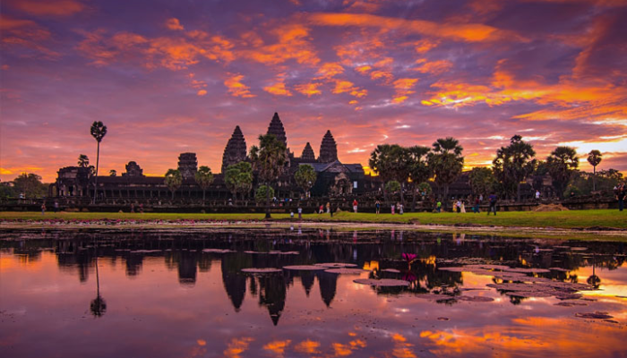 crepuscule sur Angkor Wat