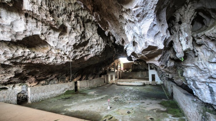 Grottes de Vieng Xai