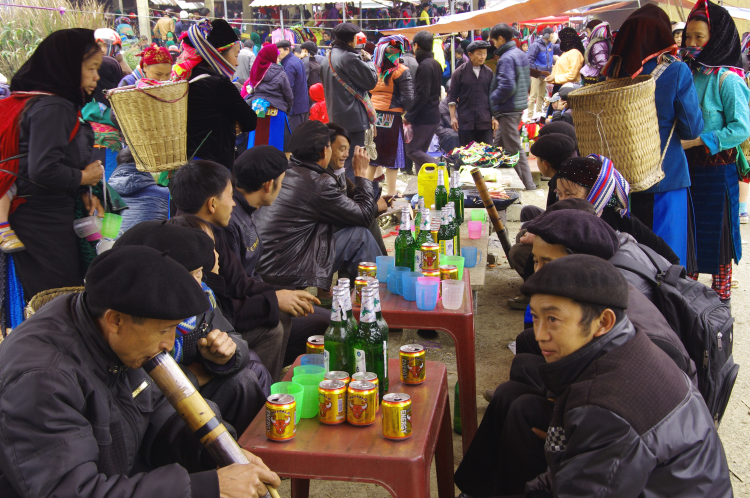 Marché de Dong Van