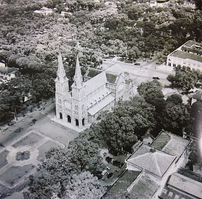 Cathédrale Notre Dame de Saïgon en 1955