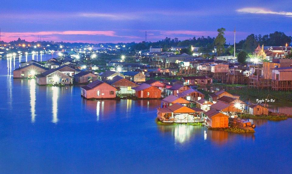 Casas flotantes en el Rio de Mekong