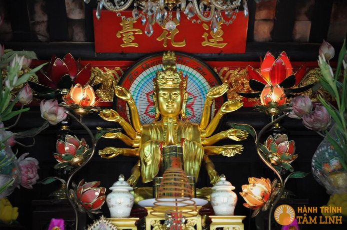 budda Quan Yin inside of One Pillar Pagoda