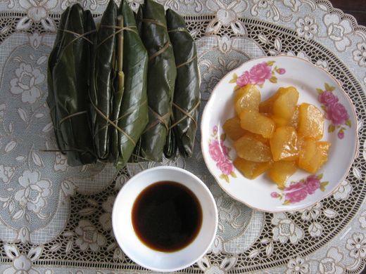 Gâteaux de riz cuit à vapeur (bánh gio)