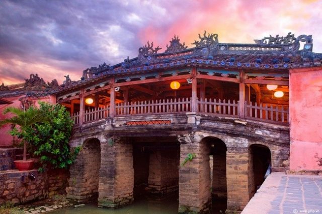 Pont couvert japonais  symbole de Hoi An