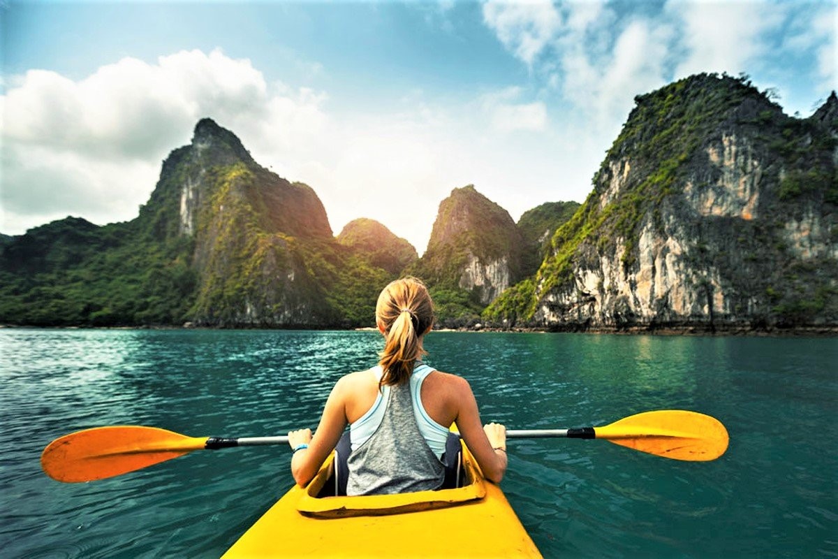 cheo kayak vinh ha long